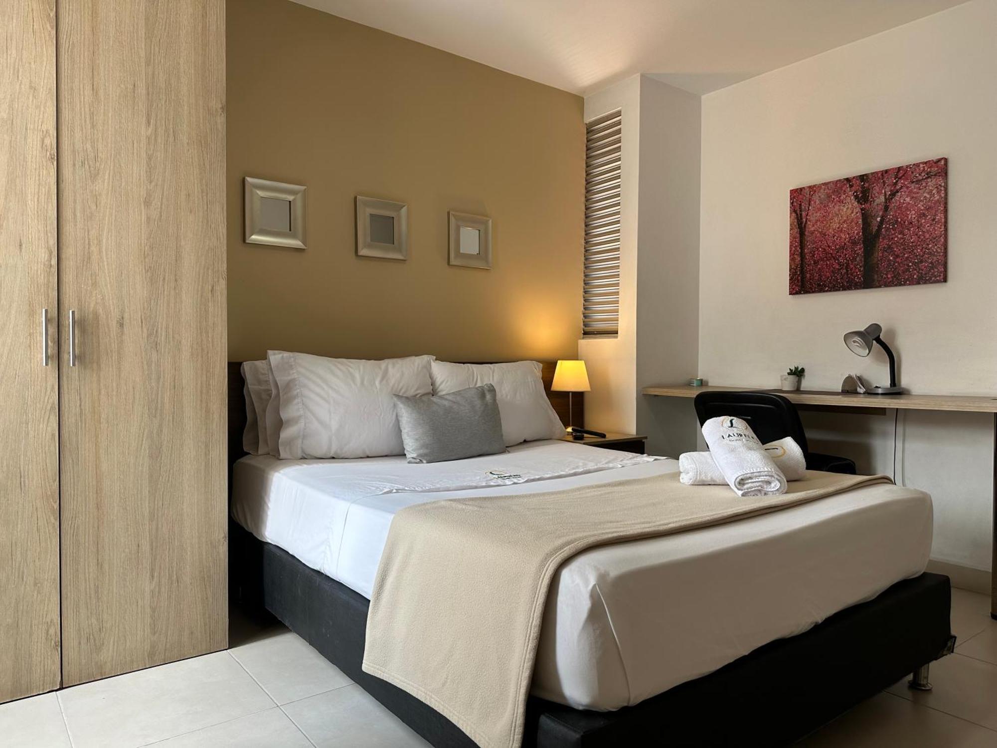 Laureles Guest House Lgh Hotel Medellín Exteriér fotografie