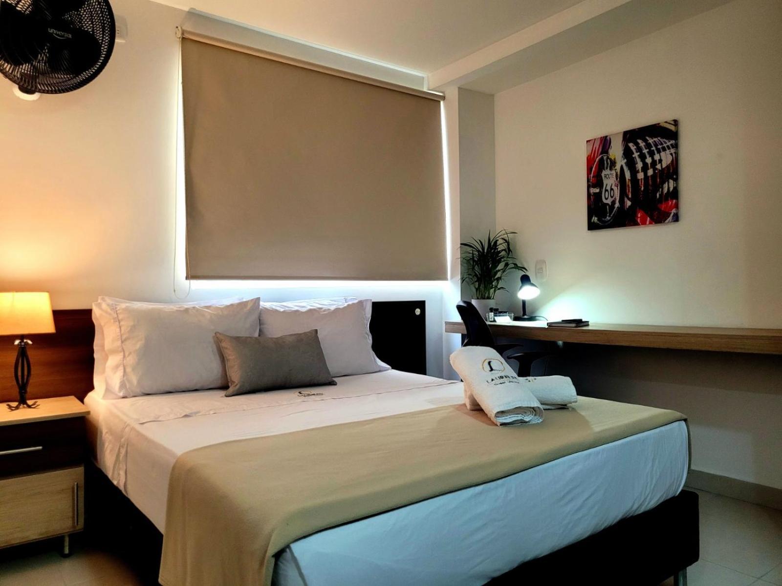 Laureles Guest House Lgh Hotel Medellín Exteriér fotografie